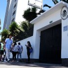 Quito. La sede de la Embajada mexicana en la capital permanece cerrada y sin atención al público.