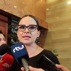 La legisladora asegura que no se particulariza el tema en una persona (Verónica Abad) sino que se busca que la Asamblea Nacional tome una postura sobre el respeto a la Constitución.