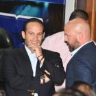 Francisco Egas (i) de FEF y Miguel Ángel Loor de LigaPro, mantienen discrepancias