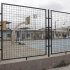 El hecho se produjo en una cancha deportiva, en la cual se encontraban un grupo de personas.