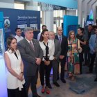 La feria contó con la presencia de autoridades, entre ellas, la ministra de Industria y Producción, Sonsoles García (i).