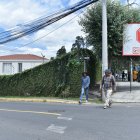 Frente a incidentes de robos en viviendas y en la calle, las urbanizaciones y conjuntos de Lumbisí han reforzado sus medidas de seguridad.