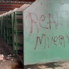 Escenario. La parte alta del mercado permanece vacío, sin comerciantes e insalubre. La zona no es segura.