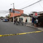 Acto. Lo asesinaron en el sur de Guayaquil. Policía recogió indicios