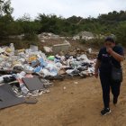 1. Afectados. La acumulación de basura se evidencia justo detrás de la etapa Granate de La Joya