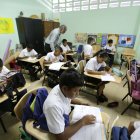 Se estima que 248.000 niños y adolescentes están fuera del sistema educativo.