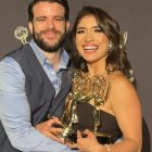 Dayanna Monroy con su esposo.