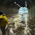 La economía local, que depende en gran medida del turismo, está sufriendo las consecuencias de este desastre natural.
