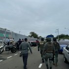 Militares resguardan la Agencia Municipal de Tránsito.