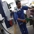 En 2023, el subsidio a las gasolinas alcanzó USD 644 millones, es decir, representó el 20% del total de los subsidios a los combustibles. 
Gasolina Eco-País, 10 de marzo del 2012, Guayaquil - Ecuador, Amelia Andrade/ Expreso.