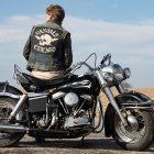 En la cinta brilla la totalidad del elenco, nadie sobra o tiene una actuación mediocre.