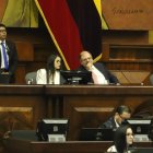 83 votos del Pleno apoyaron la resolución en la que se exhorta al presidente a abstenerse de emitir criterios personales.