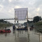 El Candelabro se financió como un proyecto independiente sin buscar el auspicio de ningún gobierno local.