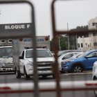 Resguardo. Desde los patios del Laboratorio de Criminalística y Ciencias Forenses salió el convoy.