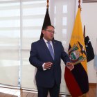 El contralor Mauricio Torres en su despacho.