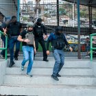 El alcalde de Durán lleva a cabo sus funciones con un circuito importante de seguridad.