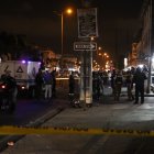 Asesinan a dos hombres que se movilizaban en una moto eléctrica.