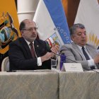 El presidente de la Asamblea también cuestionó al Ejecutivo por ver "perder el tiempo" viendo "fantasmas conspirativos".