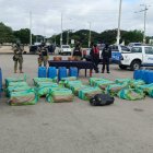 El alcaloide era transportado en 20 bultos, como se observa en la imagen.