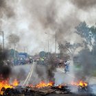 Los paciente renales se concentraron en el plantón para exigir que tanto el MSP y el IESS se pongan al día con las dializadoras.