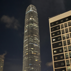 Paisaje. Una vista nocturna de Hong Kong, una ciudad que se vanagloria de sus bondades patrimoniales y de su modernidad.