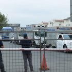 A las 08:20 del pasado 29 de junio, los vehículos policiales y forenses cruzaron el puente de la Unidad Nacional para inhumar a los cadáveres.