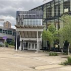 La adolescente compartió una fotografía que tomó en el lugar en donde estudia. Se trata del Wheelock Whitney Hall- Minneapolis Community & Technical College.