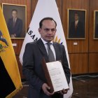 Ricardo Morales Vela fue posesionado como nuevo defensor público.