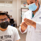 El Ministerio de Salud ha reiterado que dispone de vacunas contra covid-19 en todos los centros de salud.