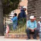 Granados . Este sector acoge a más de 200 personas, en su mayoría adultas mayores, que están a la espera de ser contratadas en plomería, pintura y otros oficios.