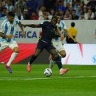 Moisés Caicedo ha sido uno de los jugadores estrellas de la Tri en el partido contra Argentina