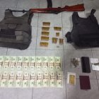 La Policía indica que uno de los aprehendidos pertenecería a Los Choneros.