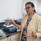 Jenny Ruales ha analizado la contaminación de metales tóxicos en productos de consumo masivo