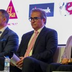 El ministro de Energía y Minas de Ecuador, Antonio Goncalves, participa durante la decimoséptima edición de Expominas, este miércoles en Quito (Ecuador). La decimoséptima edición de Expominas, la mayor feria del sector minero de Ecuador, comenzó este miércoles en Quito con la participación de 400 empresas de una docena de países y el llamado del gremio a acelerar el paso para el desarrollo de más minas industriales en el país, una etapa que el país andino inició hace apenas cinco años. EFE/ José Jácome