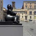 El mundo del artista llega por primera vez a Roma, donde paseantes y turistas podrán admirar en lugares tan emblemáticos como la plaza del Pueblo o la plaza de España.