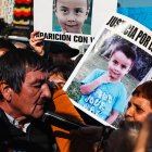 Manifestantes se reúnen en el centro de Buenos Aires para reclamar justicia por Loan Peña, este jueves, en Buenos Aires (Argentina).