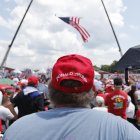 Seguidores del expresidente estadounidense Donald Trump lo acompañaron durante un mitin en Pensilvania.