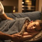 Por esta razón es mejor dormir sin luces de noche