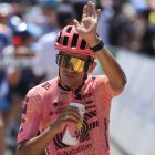 El ecuatoriano Richad Carapaz culminó en el puesto 30 de la etapa 18 en el Tour de Francia