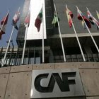 Fachada de la sede del banco de desarrollo, CAF.