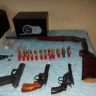 Se trata de dos personas de nacionalidad ecuatoriana.