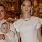 Furio con sus padres.