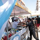 1. Comercio. Los comerciantes fueron los ganadores de la jornada. Se vendió todo.