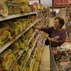 En la actualidad, este beneficio se otorga a través de varios supermercados ya autorizados.