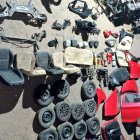 Entre los indicios que encontró la Policía están 48 piezas y autopartes de vehículos, nueve autopartes eléctricas y tres matrículas.