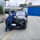 El SRI confirmó el embrago de autos por deudas tributarias.