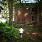 El mejor entorno para los niños son las zonas verdes.