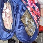 En dos inmuebles allanados por la Policía encontró droga.