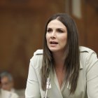 La asambleísta del movimiento Construye, Ana Galarza, en el pleno de la Asamblea.