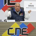 El presidente del Consejo Nacional Electoral (CNE) de Venezuela, Elvis Amoroso habla este domingo 28 de julio de 2024 en Caracas (Venezuela) tras el inicio de los comicios presidenciales.